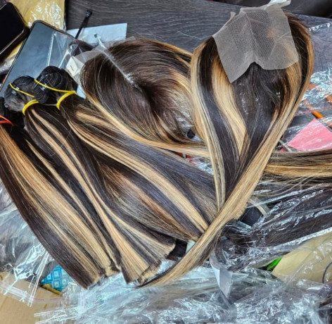 wigs-big-3
