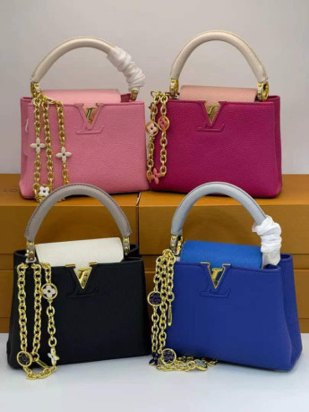 fully-boxed-unique-ladies-handbag-big-0