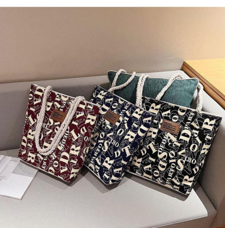 women-hand-bag-tote-bag-big-0