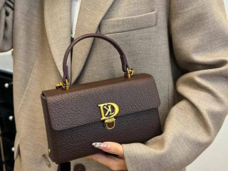 share-this-product-square-messenger-ladies-handbag