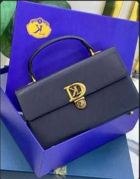 share-this-product-square-messenger-ladies-handbag-big-3