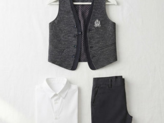 everything1k-boys-3-piece-corporate-outfit-set-kids-waistcoat-white-shirt-black-trousers-7-9-years